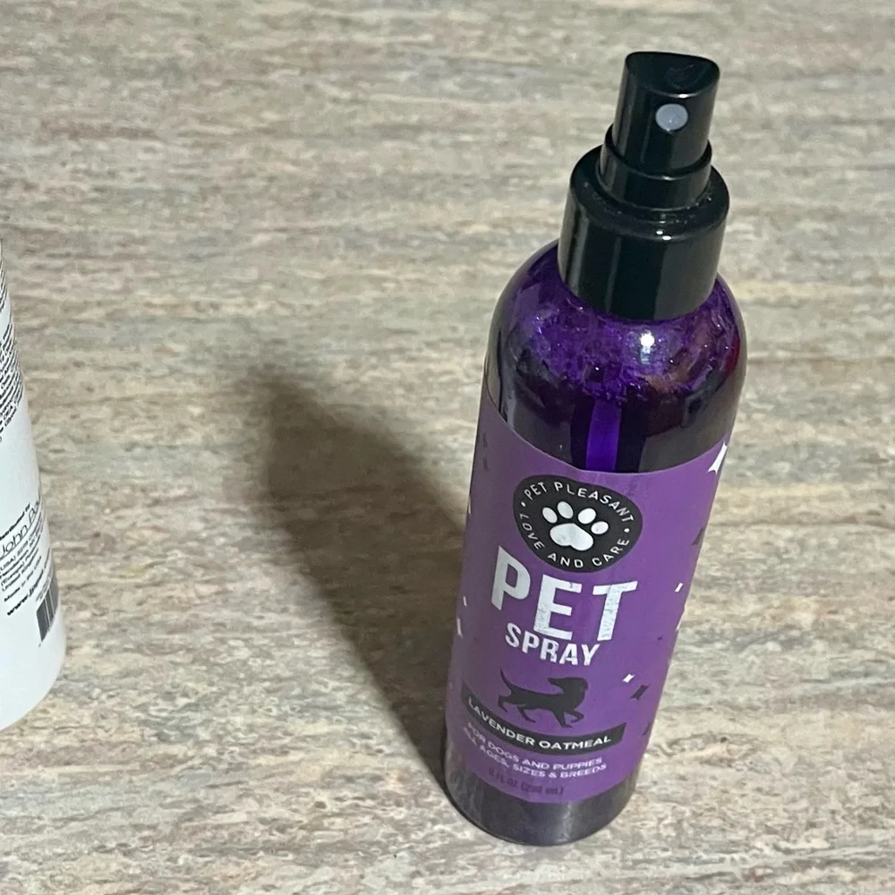 New John Paul pet cleanse waterless shampoo for pets & Lavender Oatmeal spray
